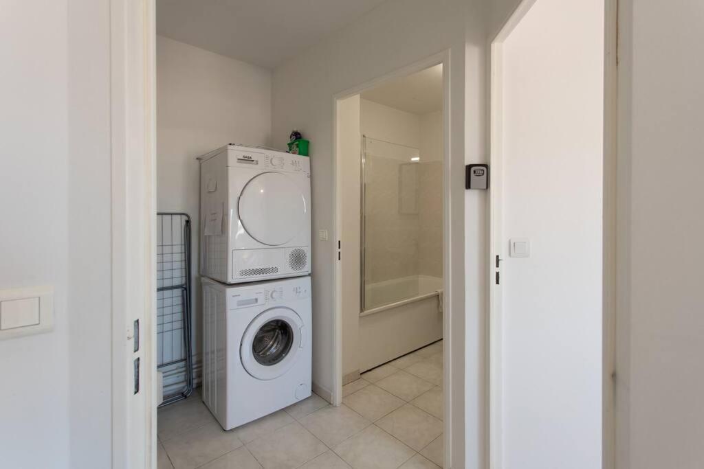 L41 Suite Paladium 8Pax 4Rooms Balcony Wifi Ac نيس المظهر الخارجي الصورة
